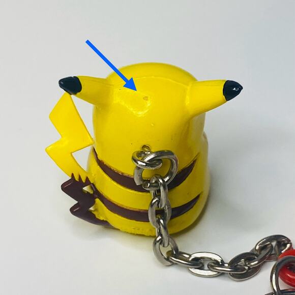 Vintage 1999 POKEMON PIKACHU FIGURE Keychain Toy Collectible - Picture 3 of 6